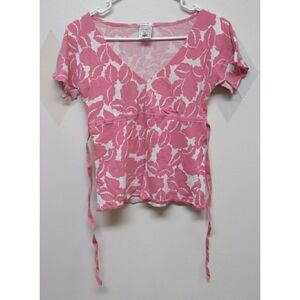 Old Navy pink and white Hawaiian print top